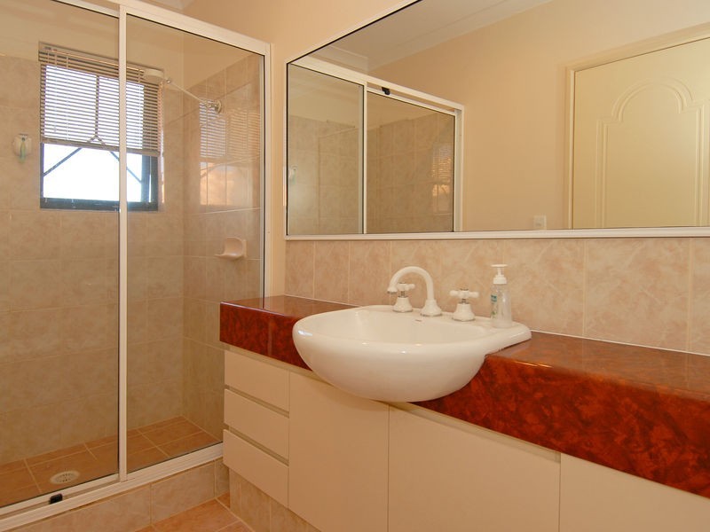 18/10 Fairhaven Terrace, Hillarys WA 6025