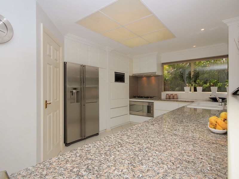 5 Augusta Crt, Connolly WA 6027