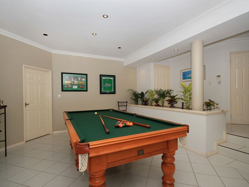 5 Augusta Crt, Connolly WA 6027