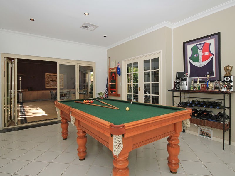 5 Augusta Crt, Connolly WA 6027