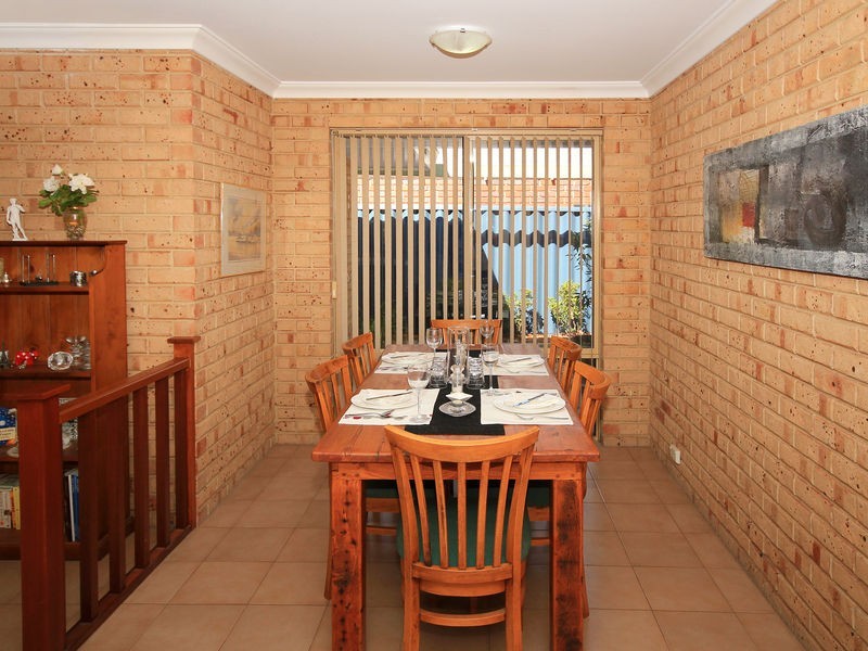 4 Kimble Court, Carine WA 6020