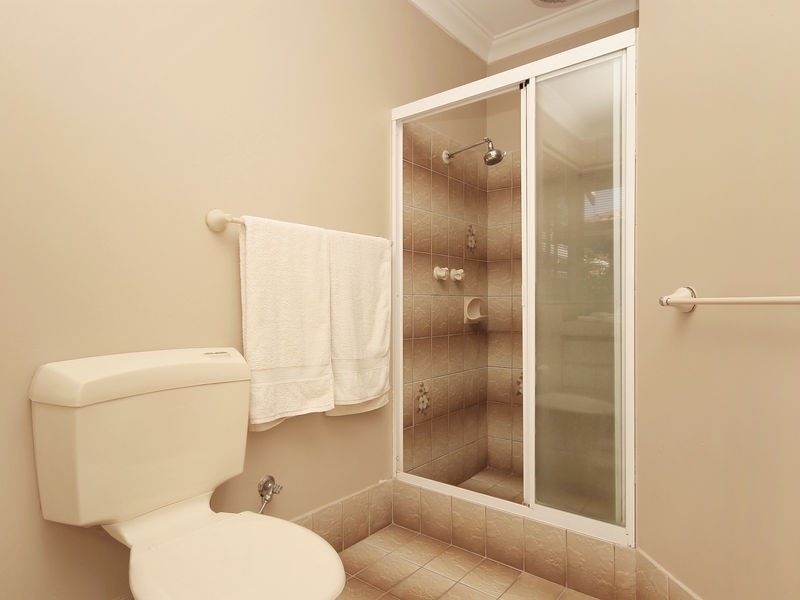 4 Kimble Court, Carine WA 6020