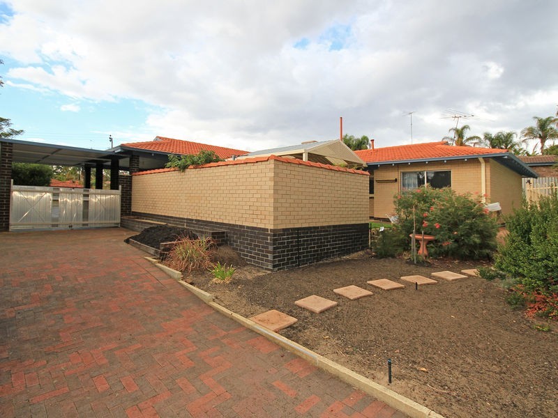 19 Bottlebrush Dr, Greenwood WA 6024
