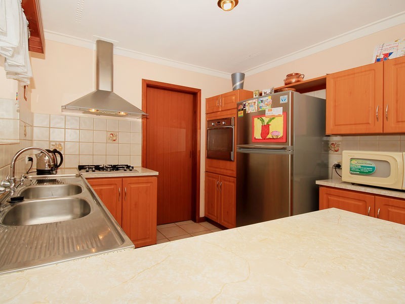 19 Bottlebrush Dr, Greenwood WA 6024