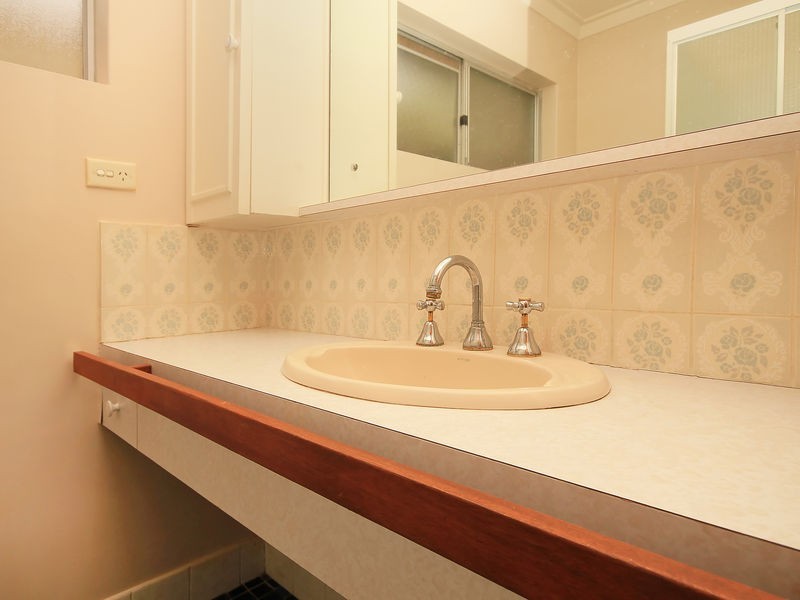 19 Bottlebrush Dr, Greenwood WA 6024