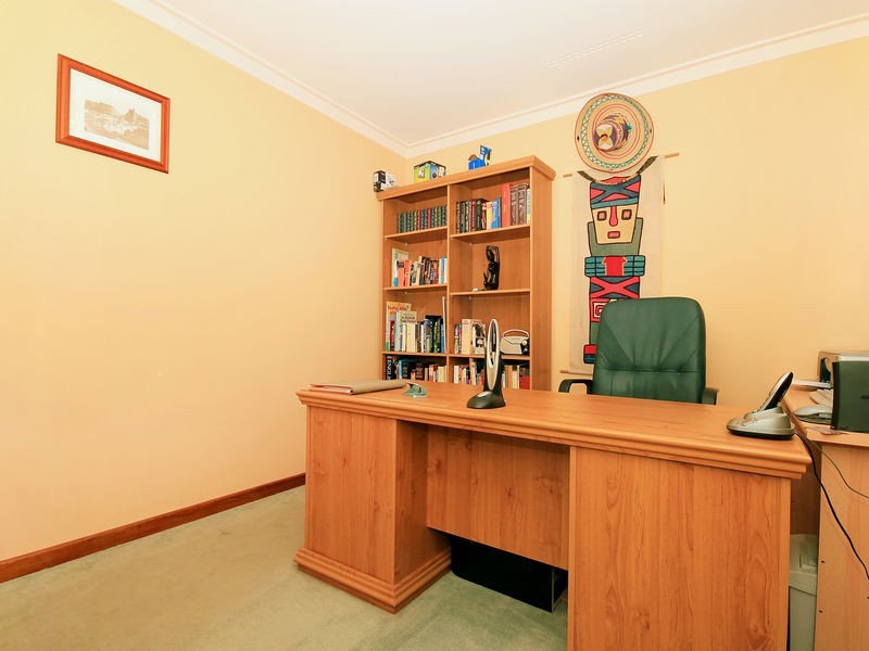 19 Bottlebrush Dr, Greenwood WA 6024