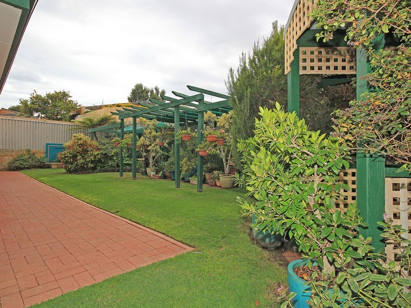 9 Elmton Way, Carine WA 6020