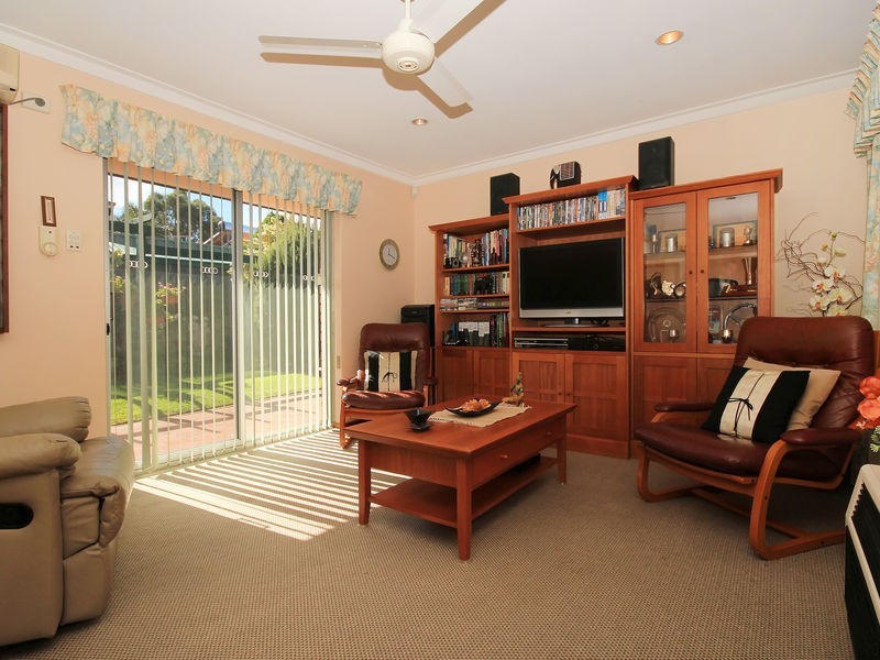 9 Elmton Way, Carine WA 6020