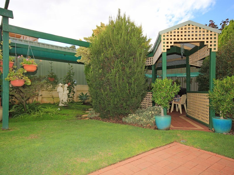 9 Elmton Way, Carine WA 6020