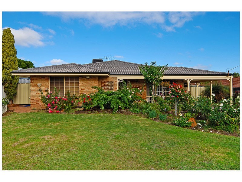 12 Amy Loop, Craigie WA 6025