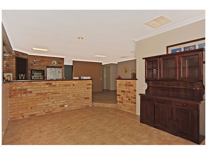 12 Amy Loop, Craigie WA 6025