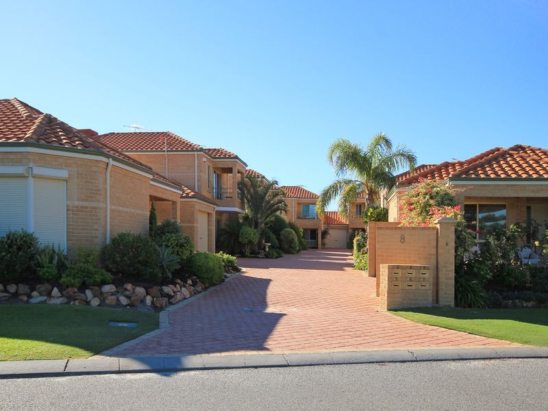 7/8 Centennial Gdns, Hillarys WA 6025