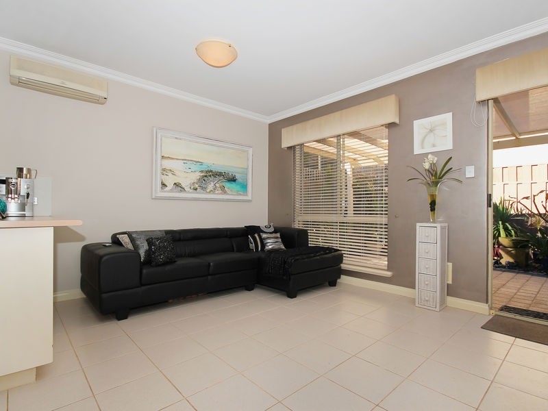 7/8 Centennial Gdns, Hillarys WA 6025