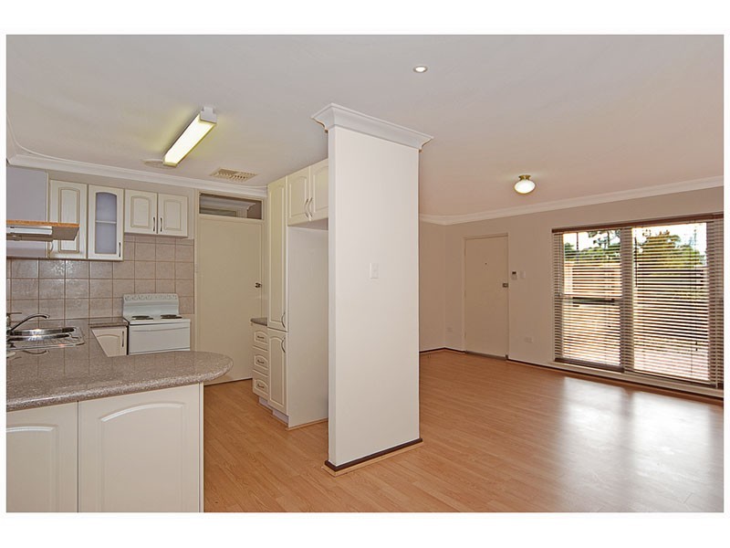 8 Austin Way, Padbury WA 6025