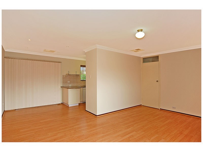 8 Austin Way, Padbury WA 6025