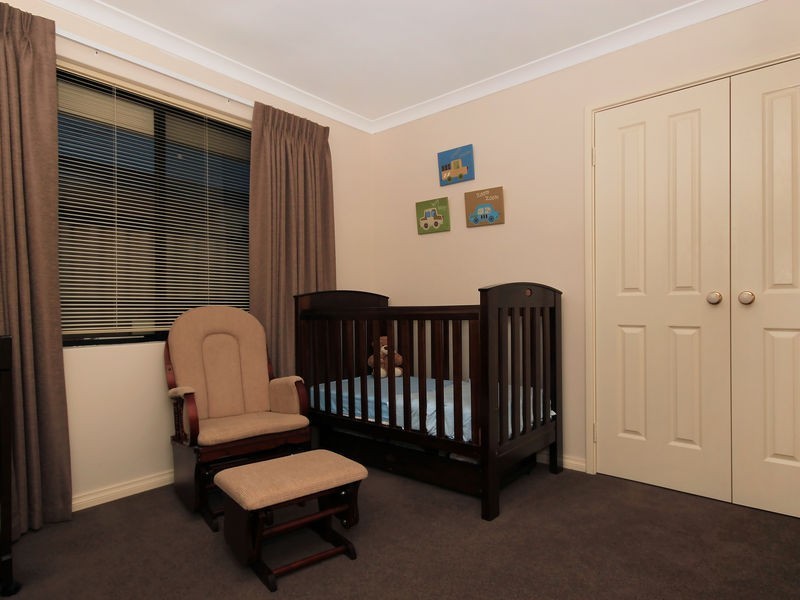 72 Elyard Crescent, Stirling WA 6021