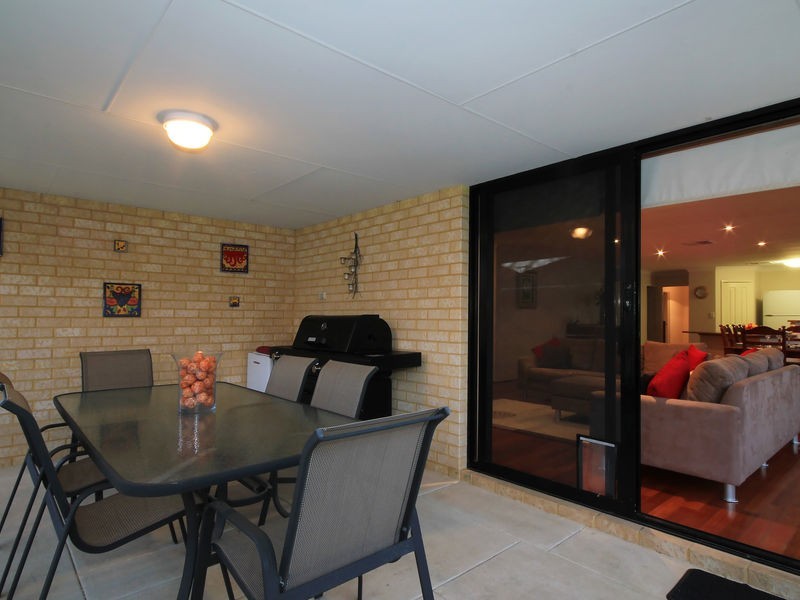 72 Elyard Crescent, Stirling WA 6021