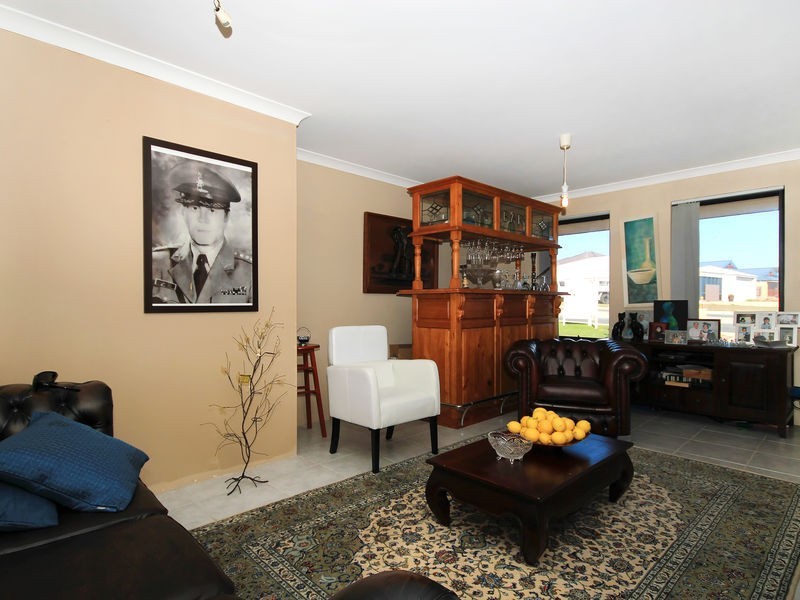 138  Santa Barbara Parade, Quinns Rocks WA 6030