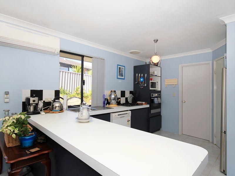 138  Santa Barbara Parade, Quinns Rocks WA 6030