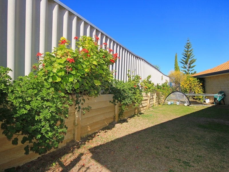 138  Santa Barbara Parade, Quinns Rocks WA 6030