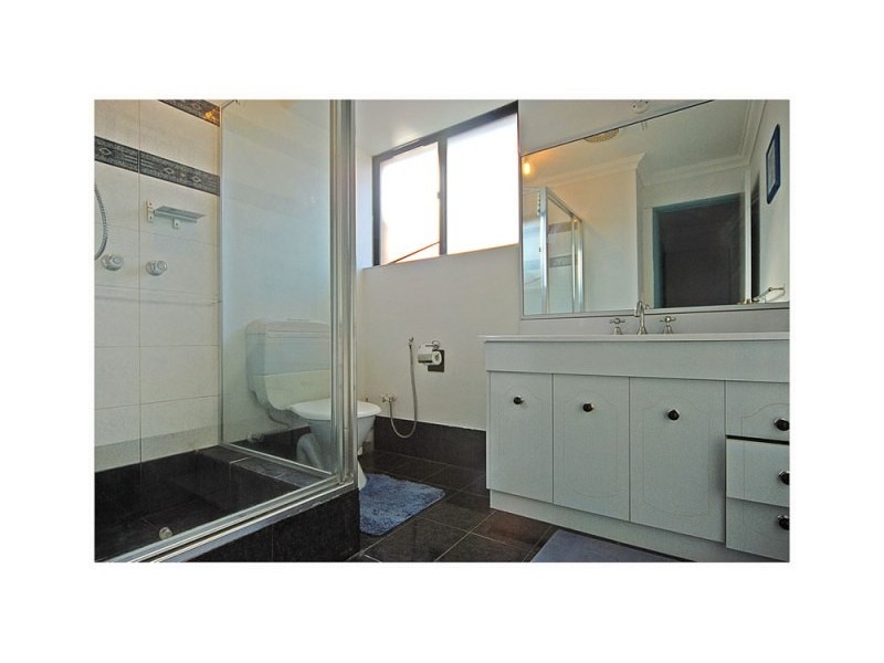 25 Diamond Dve, Ocean Reef WA 6027