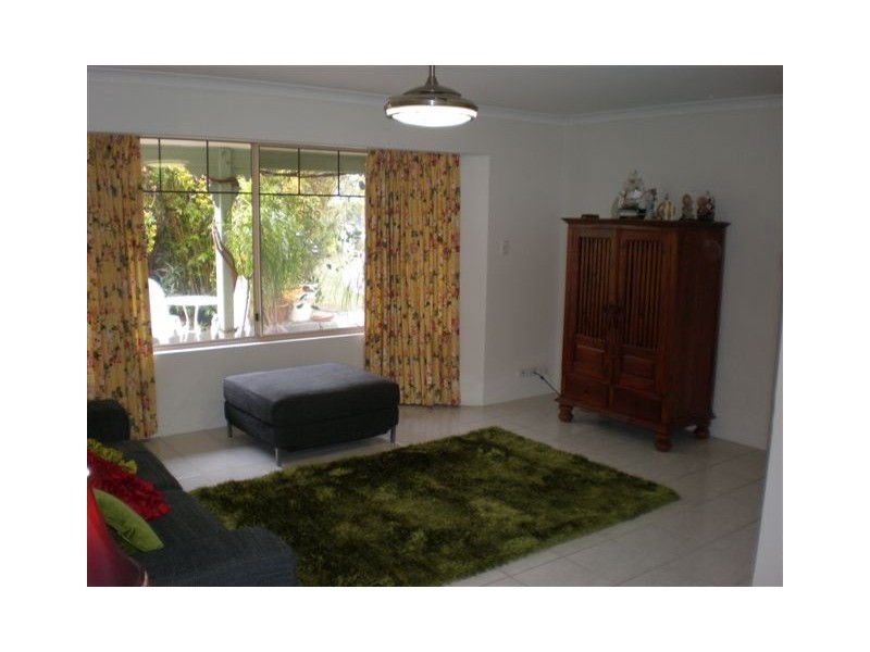 19B Gairloch Pl, Joondalup WA 6027