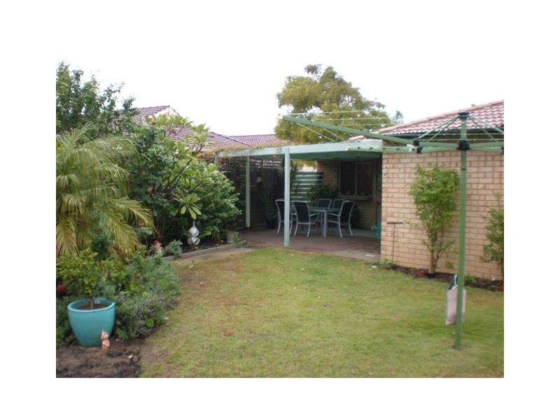 19B Gairloch Pl, Joondalup WA 6027