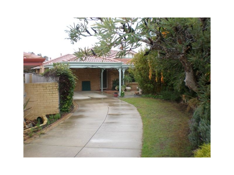 19B Gairloch Pl, Joondalup WA 6027