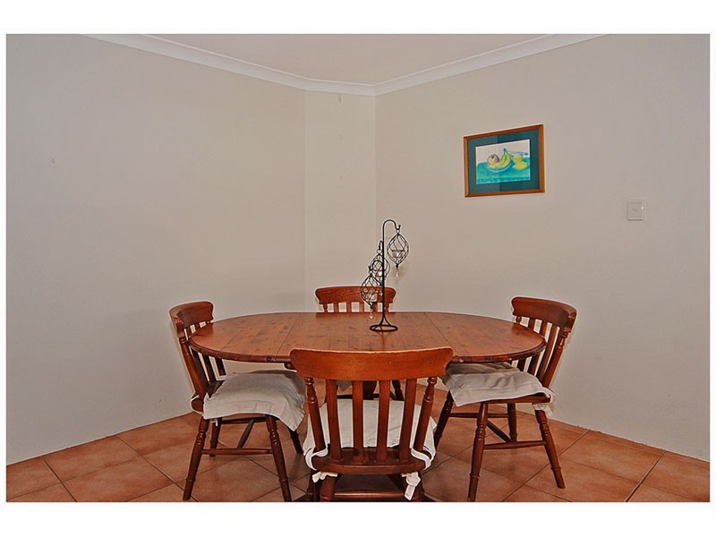 2 Lapwing Rise, Currambine WA 6028