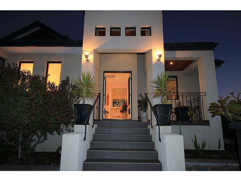 210 Roberts Street, Joondanna WA 6060