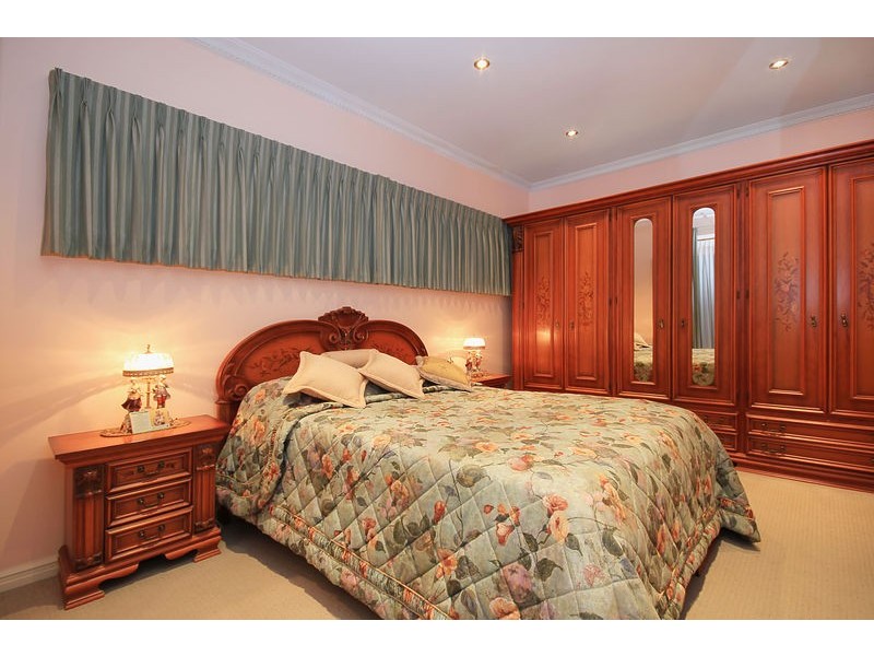 210 Roberts Street, Joondanna WA 6060