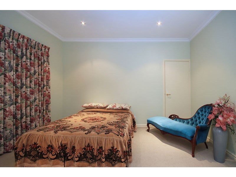 210 Roberts Street, Joondanna WA 6060