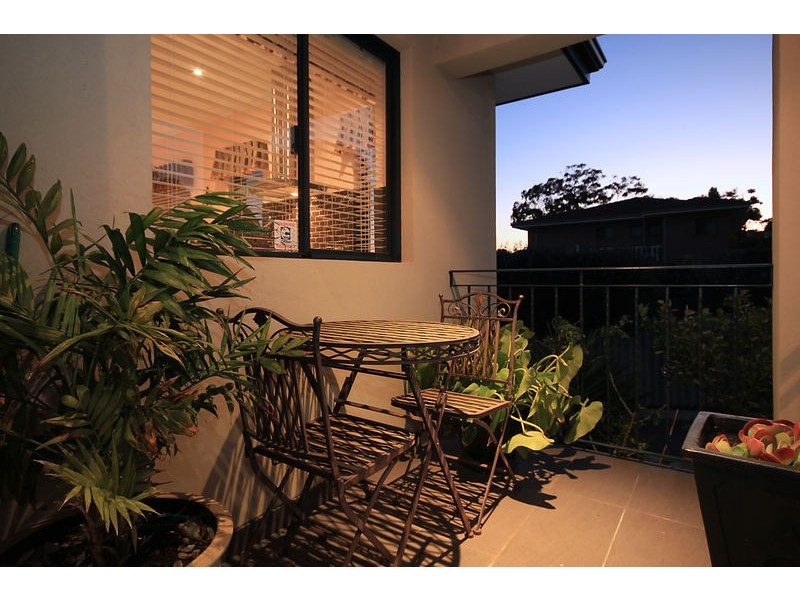 210 Roberts Street, Joondanna WA 6060