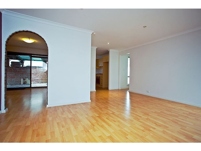 18 Graphic Court, Beldon WA 6027