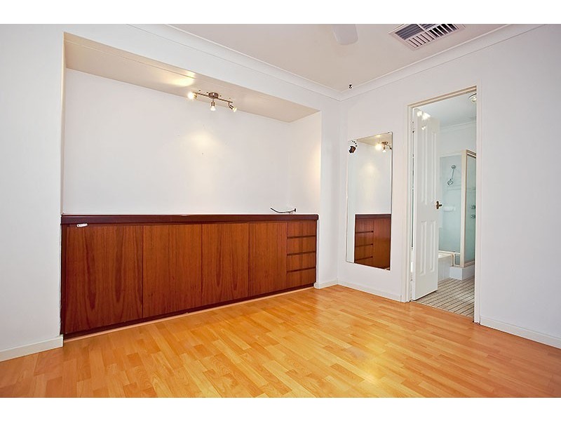 18 Graphic Court, Beldon WA 6027