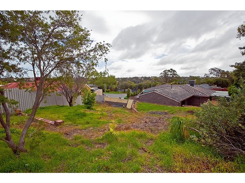 18 Graphic Court, Beldon WA 6027