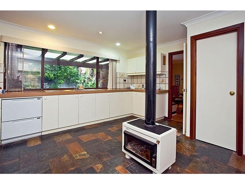 8 Alicia Street, Kallaroo WA 6025