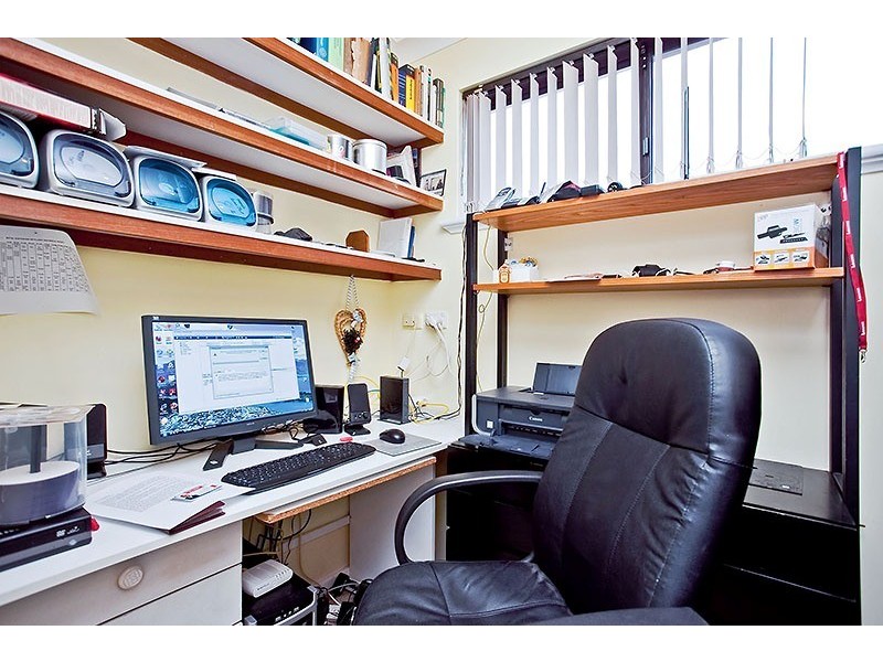 8 Alicia Street, Kallaroo WA 6025