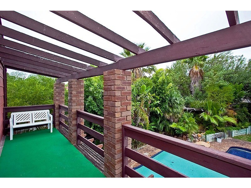 8 Alicia Street, Kallaroo WA 6025