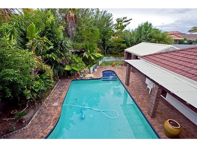 8 Alicia Street, Kallaroo WA 6025