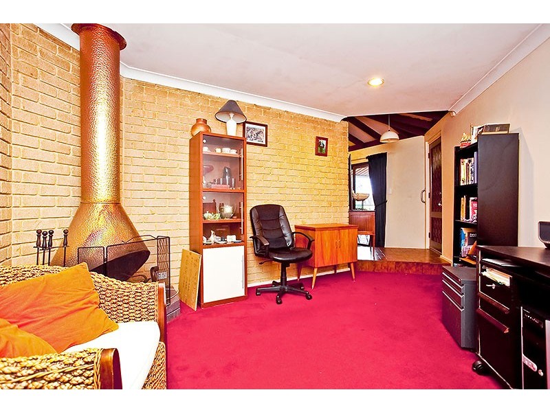 4 Barone Road, Craigie WA 6025