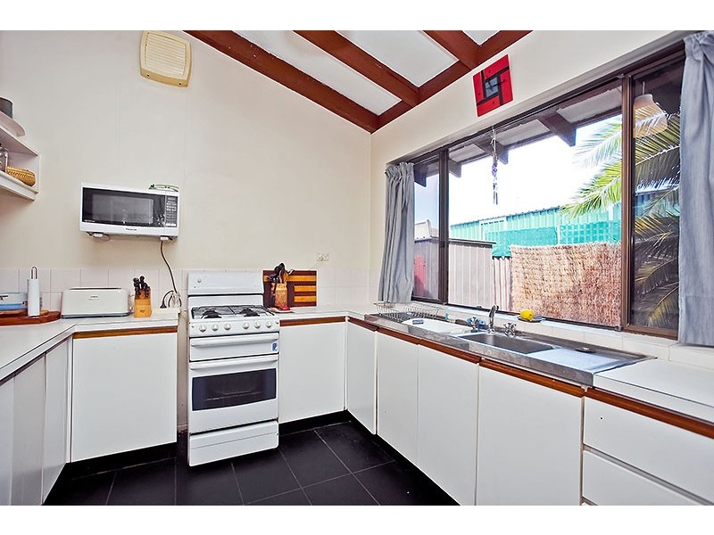 4 Barone Road, Craigie WA 6025