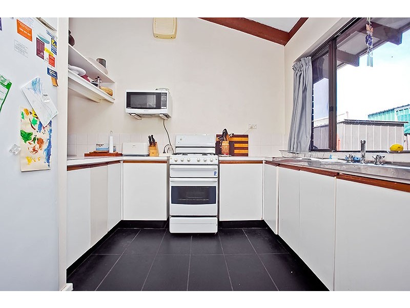 4 Barone Road, Craigie WA 6025