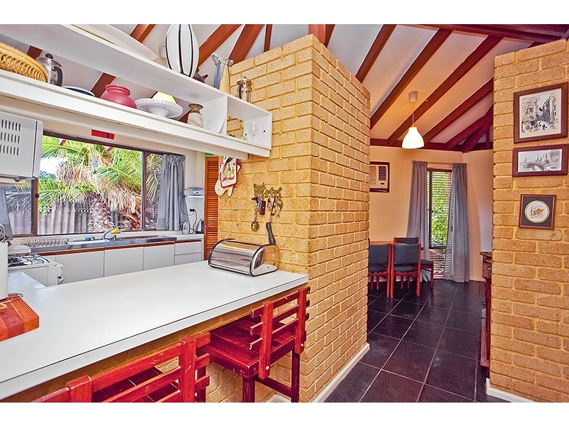 4 Barone Road, Craigie WA 6025