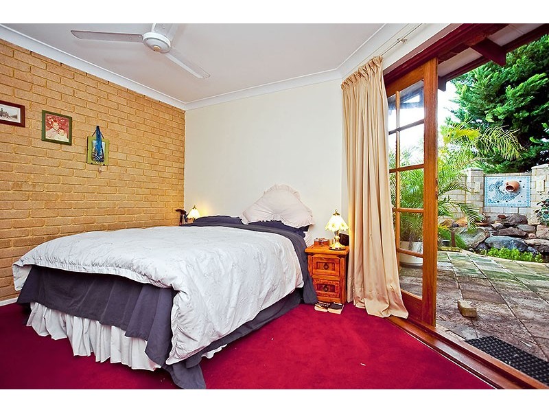 4 Barone Road, Craigie WA 6025