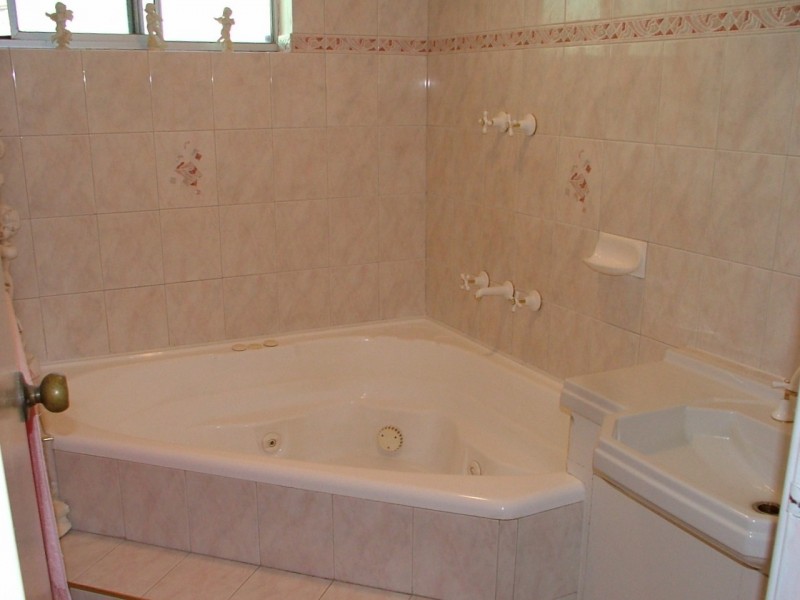 18 Macarthur Avenue, Padbury WA 6025