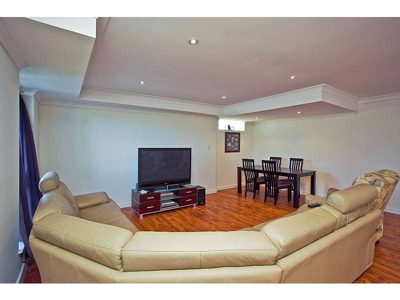 123 Giles Avenue, Padbury WA 6025