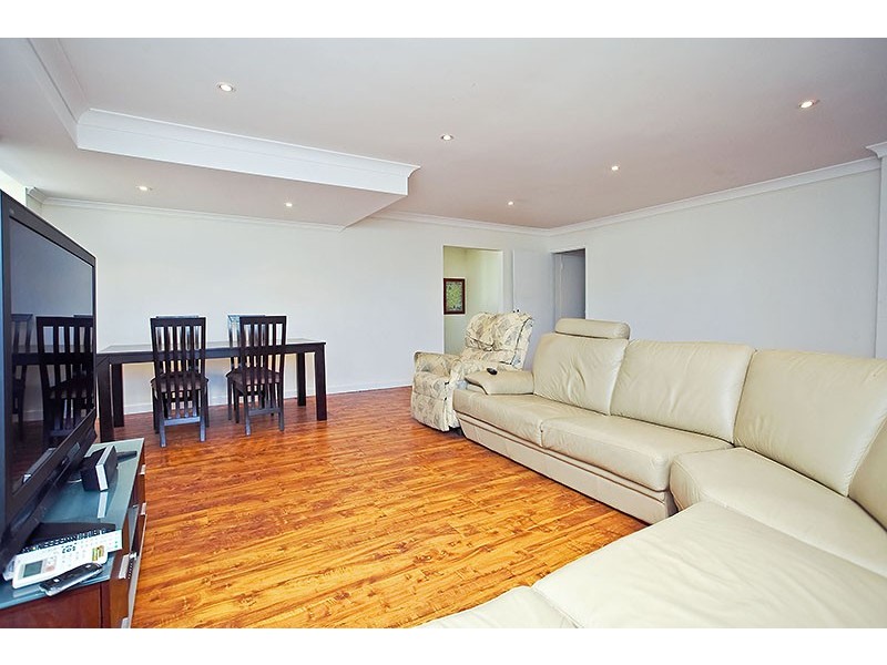 123 Giles Avenue, Padbury WA 6025
