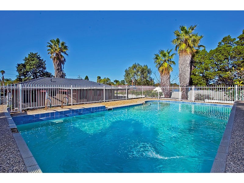 123 Giles Avenue, Padbury WA 6025