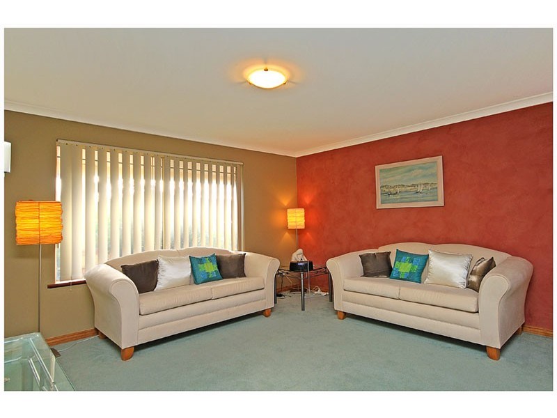 16 San Pedro Turn, Iluka WA 6028